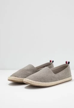Prix Distinctifs Pier One UNISEX – Espadrilles Rond 9 Prix Distinctifs Pier One UNISEX – Espadrilles Rond -Fashion Soldes 662bd89784e14ebaad3c4346bbf5c188