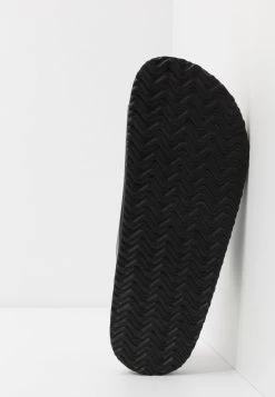 Prix Accessible Pier One UNISEX – Chaussons Ouvert Homme -Fashion Soldes 67221bb3887e477c9ab81a830d4fbc3e