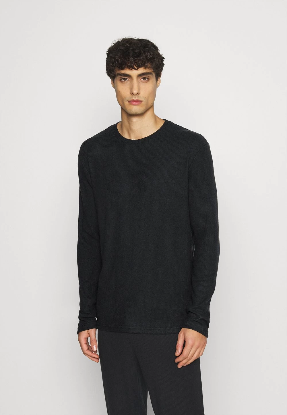 Prix Allégé Pier One RIBBED LOUNGE TOP – Haut De Pyjama Pyjamas Col Rond Homme 1 Prix Allégé Pier One RIBBED LOUNGE TOP – Haut De Pyjama Pyjamas Col Rond Homme