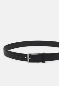 Petit Prix Pier One 2 PACK – Ceinture Ceintures Boucle Ardillon Homme -Fashion Soldes 70826df48bca4685a8e0d07f4b33c8d3