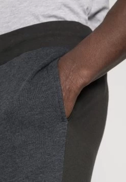 Prix Dynamité Pier One Pantalon De Survêtement Pantalons Normale Homme 9 Prix Dynamité Pier One Pantalon De Survêtement Pantalons Normale Homme -Fashion Soldes 7330a65cce2c4272b5ca30f392b2c466