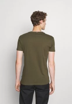 Prix Raisonnable Pier One T-shirt Basique T-shirts Col Rond Homme 12 Prix Raisonnable Pier One T-shirt Basique T-shirts Col Rond Homme -Fashion Soldes 75a55307ad614449a27761b7a4e9f7cd