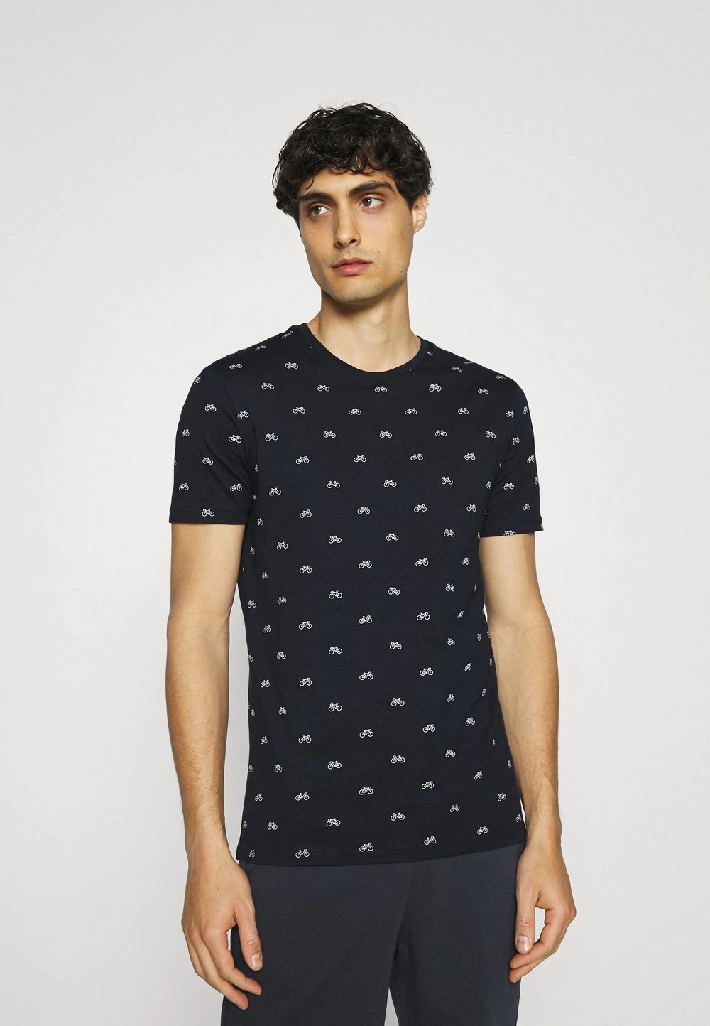 Pier One Plus Bas Prix De Vente T-shirt Imprimé T-shirts & Polos Col Rond Homme 1 Pier One Plus Bas Prix De Vente T-shirt Imprimé T-shirts & Polos Col Rond Homme