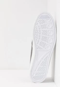 Pier One Prix Compétitif Mocassins Mocassins Et Loafers Rond Homme -Fashion Soldes 7a77855091a9426b8856f76376e56be2