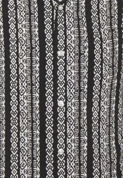 Pier One Chemise 50% Off De Vente Chemises Col Revers Homme -Fashion Soldes 7adab0330c904112a8092cbac3dbc608