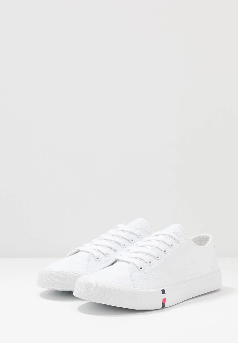 Pier One Qualité Garantie 100% UNISEX – Baskets Basses Baskets & Sneakers Rond 3 Pier One Qualité Garantie 100% UNISEX – Baskets Basses Baskets & Sneakers Rond – Image 3