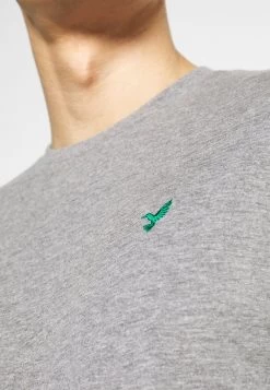 Réduction Pier One T-shirt Imprimé T-shirts Col Rond Homme -Fashion Soldes 7c9f517ab8f1439d85c27ee76a923ce0