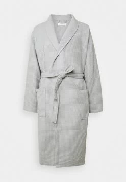 Pier One Peignoir Meilleure Qualité Sous-vêtements & Chaussettes Col Châle Homme 14 Pier One Peignoir Meilleure Qualité Sous-vêtements & Chaussettes Col Châle Homme -Fashion Soldes 7e81dc4ed4b44161bd5fd6dab7aa6566 2