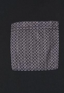 Pier One Prix Malin T-shirt Imprimé T-shirts Col Rond Homme 11 Pier One Prix Malin T-shirt Imprimé T-shirts Col Rond Homme -Fashion Soldes 813c1da9ea304767addb1af992cc0f89