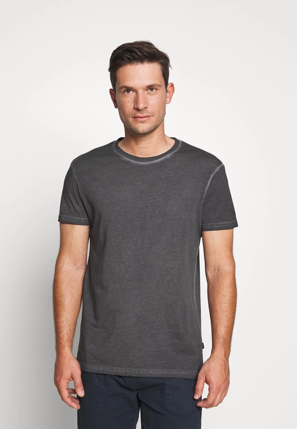 Qualité Fiable Pier One 3 PACK – T-shirt Basique T-shirts Col Rond Homme 4 Qualité Fiable Pier One 3 PACK – T-shirt Basique T-shirts Col Rond Homme – Image 4