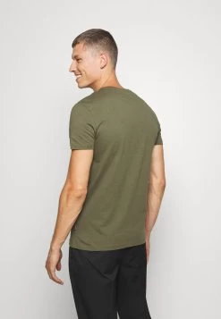 Soldes En Ligne Pier One T-shirt Basique T-shirts Col Rond Homme -Fashion Soldes 850f73edf3b44b9a9f4a3a141e28d3dd