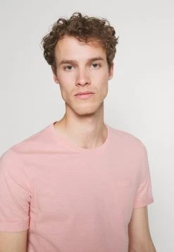 Pier One Assurance De L’Authenticité T-shirt Basique T-shirts Col Rond Homme -Fashion Soldes 859de06202fe45c4a79f72dfebc97f54