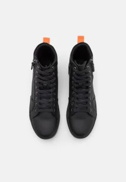 Soldes Pier One Baskets Montantes Baskets & Sneakers Rond Homme -Fashion Soldes 8637a2b357234e97836fdcd53c529bcf