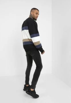 Pier One Jeans Skinny Prix Sympa Normale Homme -Fashion Soldes 8b915082d1694145876746e9165f6ef8