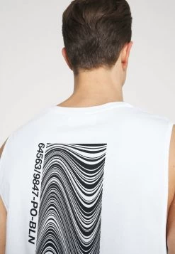 Prix Légers Pier One Débardeur T-shirts Col Rond Homme 14 Prix Légers Pier One Débardeur T-shirts Col Rond Homme -Fashion Soldes 8cfb3ed80ce94c4e850a222d40e66456