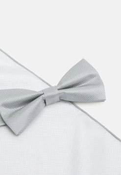 Rabais Pier One SET – Noeud Papillon Cravates Et Accessoires De Costume Carreaux Homme -Fashion Soldes 90c72d2ff05d4f2496c9dda5511e8f24