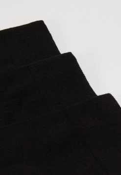 Prix Équitable Pier One 3 PACK – Chaussettes Sous-vêtements & Chaussettes Couleur Unie Homme -Fashion Soldes 912b1e4d42454655a86f5735200f96ca