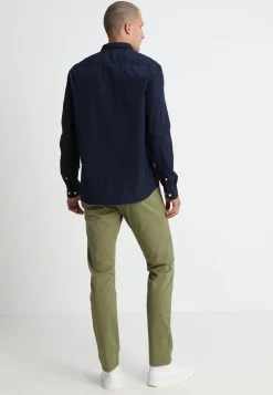 Pier One Chemise Haute Qualité Chemises Col Kent Homme 9 Pier One Chemise Haute Qualité Chemises Col Kent Homme -Fashion Soldes 94f0b92db0714e3ba35b1fc927698922