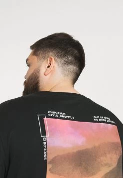 Soldes Pier One T-shirt Imprimé T-shirts Col Rond Homme -Fashion Soldes 9903db608a1d4bc4ba2e4e1e4abb6c51