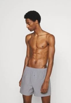 Pier One 5 PACK – Caleçon Prix Imbattable Sous-vêtements Normale Homme -Fashion Soldes a1a34b9704d74b4183a7e36462168ba9