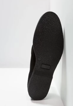 Pier One LEATHER – Chaussures à Lacets Qualité Excellente Derbies Et Richelieus Rond Homme 11 Pier One LEATHER – Chaussures à Lacets Qualité Excellente Derbies Et Richelieus Rond Homme -Fashion Soldes a5a33f8bbc2446329cbd7c67f3e4bdde