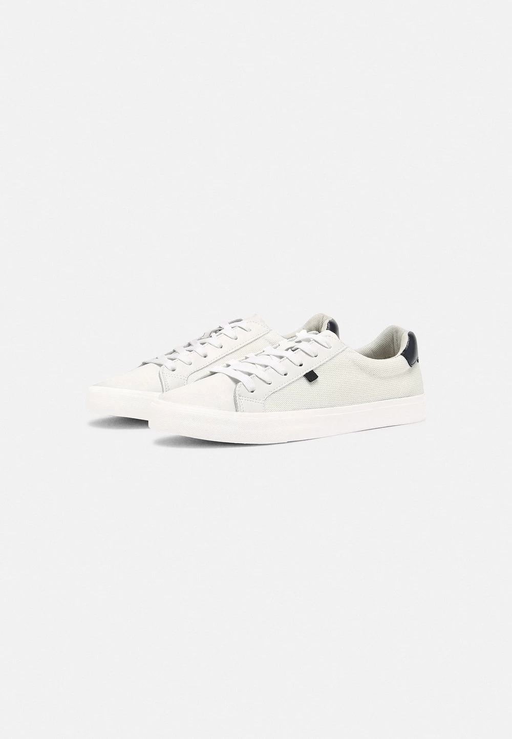 Prix Aimable Pier One Baskets Basses Sneakers Rond Unisex 2 Prix Aimable Pier One Baskets Basses Sneakers Rond Unisex – Image 2