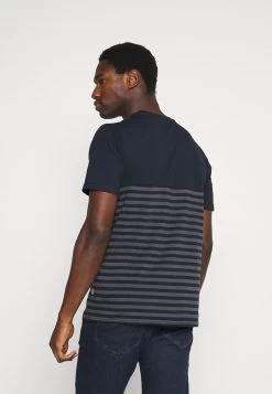 Authentique 100% Pier One T-shirt Imprimé T-shirts Col Rond Homme -Fashion Soldes aae1e5403133474bbf77aeaa2e7bd9f0