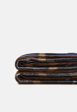 Pier One Remise En Ligne UNISEX – Écharpe Foulards Et écharpes Carreaux -Fashion Soldes ad2d22769e934a19bbb38c9886024f53