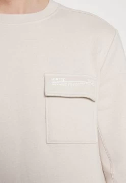 Prix Avantageux Pier One UNITED UTILITY CREW – Sweatshirt Sweats & Hoodies Col Rond Homme -Fashion Soldes add857a40c3c49f6a9ebce650ab8cd43