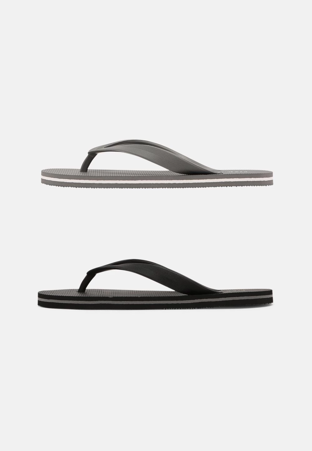 Pier One Prix Ourlé 2 PACK – Tongs Sandales Et Tongs Ouvert Homme 3 Pier One Prix Ourlé 2 PACK – Tongs Sandales Et Tongs Ouvert Homme – Image 3