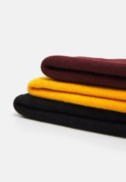 Prix Compétitif Pier One 3 PACK UNISEX – Bonnet Casquettes, Chapeaux Et Bonnets Couleur Unie 7 Prix Compétitif Pier One 3 PACK UNISEX – Bonnet Casquettes, Chapeaux Et Bonnets Couleur Unie -Fashion Soldes b6d1b377033f4baa9ec2bce9684da572