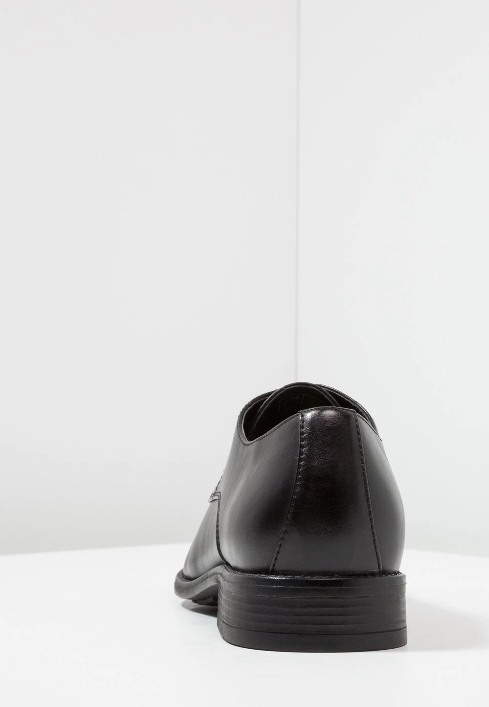 Pier One Petit Prix Derbies & Richelieus Chaussures De Ville Rond Homme 4 Pier One Petit Prix Derbies & Richelieus Chaussures De Ville Rond Homme – Image 4