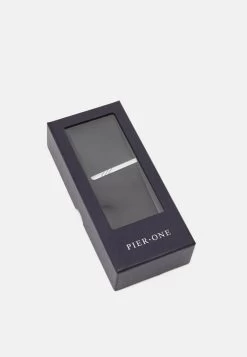 Pier One SET – Cravate Pas Cher Cravates Et Nœuds Papillon Couleur Unie Homme -Fashion Soldes b6f134e0211046c2b37e1bc8ea8571a9