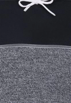 Soldes En Ligne Pier One Pullover Pulls Et Gilets Capuche Homme 6 Soldes En Ligne Pier One Pullover Pulls Et Gilets Capuche Homme -Fashion Soldes b717d903730a48c5b113b8005ce7d51e