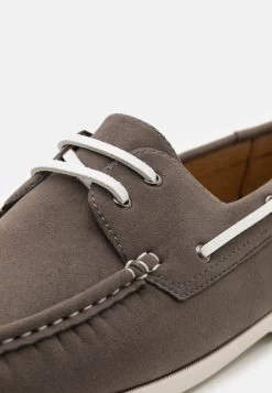 Pier One Vendre-Réclame Chaussures Bateau Rond Homme 12 Pier One Vendre-Réclame Chaussures Bateau Rond Homme -Fashion Soldes b7f8d0fad3e64a649cbdc48643010c2d