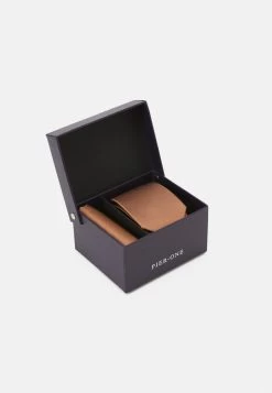 Pier One Soldes SET – Mouchoir De Poche Pochettes De Costume Couleur Unie Homme -Fashion Soldes babe3a8e1d9249caa1f087b31d93f505