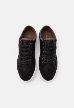 Pier One Prix Cassé Baskets Basses Sneakers Rond Homme 12 Pier One Prix Cassé Baskets Basses Sneakers Rond Homme -Fashion Soldes bf21f04dea3441f9bcc75784a88d6415