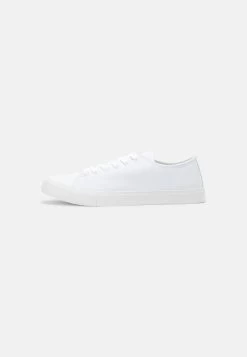 Pier One UNISEX – Baskets Basses Produit De Première Qualité Baskets & Sneakers Rond 15 Pier One UNISEX – Baskets Basses Produit De Première Qualité Baskets & Sneakers Rond -Fashion Soldes bf2ceaa088294f87a97902a4fdc41a37