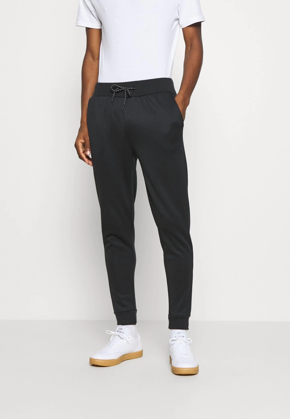 Prix Légers Pier One Pantalon De Survêtement Pantalons Normale Homme 1 Prix Légers Pier One Pantalon De Survêtement Pantalons Normale Homme
