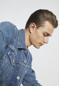 Pier One Prix Incroyables T-shirt Imprimé T-shirts Col Rond Homme -Fashion Soldes c4f2296e0d444f2f9894bf8a19a7d08e