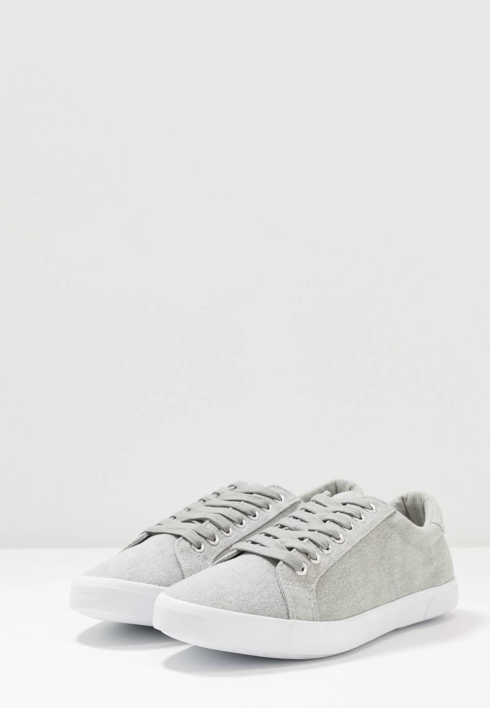 Prix Réduit Pier One Baskets Basses Sneakers Rond Homme 3 Prix Réduit Pier One Baskets Basses Sneakers Rond Homme – Image 3