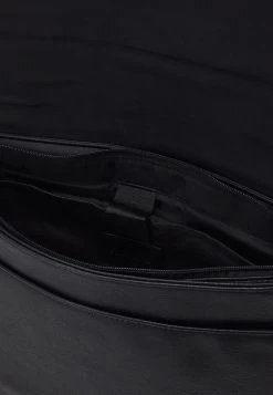 Pier One Sac Bandoulière Garantie De Qualité 100% Sacs Compartiment Pour Pc Portable Homme -Fashion Soldes c7982f57fea2440993e365602acc7e63