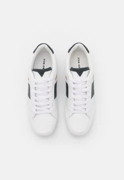 Pier One Se Vend Bas Prix Baskets Basses Sneakers Rond Homme 9 Pier One Se Vend Bas Prix Baskets Basses Sneakers Rond Homme -Fashion Soldes cad2c5a665494a69b6be0637e3e00449