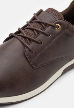 Pier One Promos Chaussures à Lacets Derbies, Richelieus & Chaussures Bateau Rond Homme 12 Pier One Promos Chaussures à Lacets Derbies, Richelieus & Chaussures Bateau Rond Homme -Fashion Soldes cdb9012818dd49e5afee74b4d662ba8c
