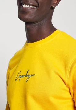 Pier One Prix Allégé Sweatshirt Sweats & Hoodies Col Rond Homme 11 Pier One Prix Allégé Sweatshirt Sweats & Hoodies Col Rond Homme -Fashion Soldes ce8d631e7f434328a33c3cb28c2152fa