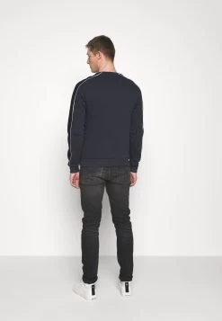 Pier One Sweatshirt Vendre Pulls Et Gilets Col Rond Homme -Fashion Soldes d20ffaad61fc49d0a56c0b1c650c6424