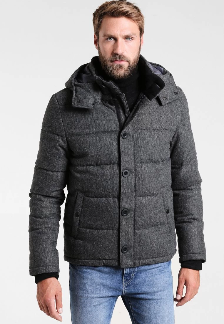 Pier One Faible Prix HOODED – Veste D’hiver Vestes Col Doublé Homme 1 Pier One Faible Prix HOODED – Veste D’hiver Vestes Col Doublé Homme