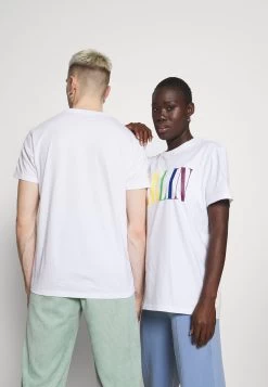 Pier One PRIDE – T-shirt Imprimé Soldes T-shirts Col Rond Homme -Fashion Soldes d88aeb9ecedd4ac79718b90433a49aef
