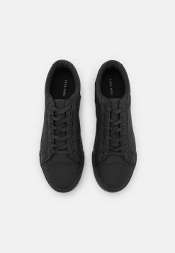 Pier One Prix Raisonnable Baskets Basses Baskets & Sneakers Rond Homme -Fashion Soldes d8c2fa2ffda141028d972eed665fa013