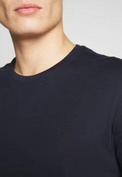 Pier One 2 PACK – T-shirt Basique Prix Distinctifs T-shirts Col Rond Homme -Fashion Soldes de6827f8d2cf4a2c856d09a9d7f8109d